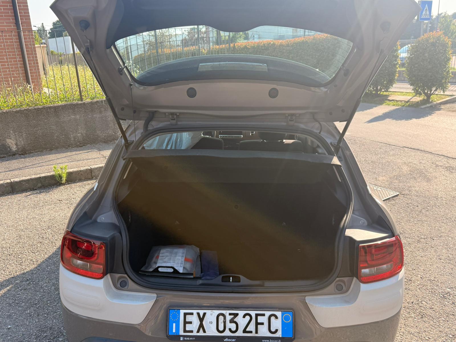Citroën C4 Cactus bagagliaio